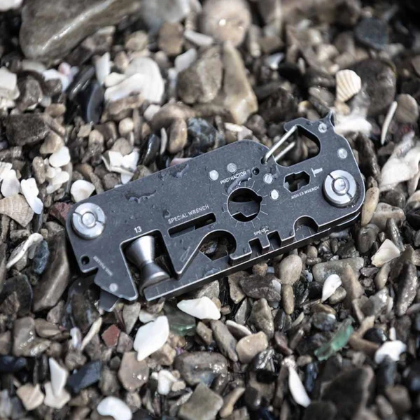 FLEX TOOL-The Ultimate 30-In-1 EDC Multitool Card